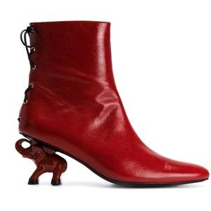 Dorateymur red leather elephant boots
